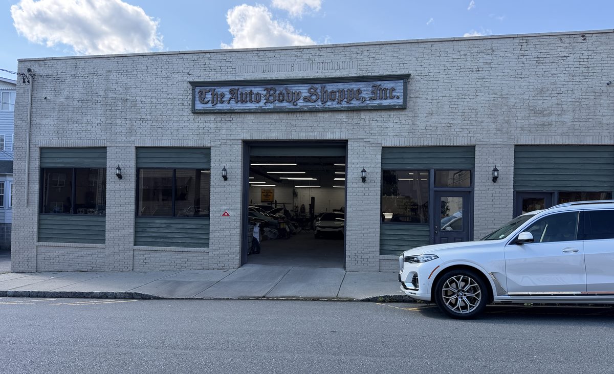 Auto Body Shoppe collision repair facility at 5 Brookside Ave, Caldwell NJ